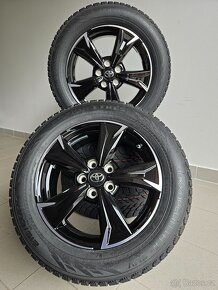 Orig. Toyota 5x114 _ Zimní 215/60/17 - Nové - 4