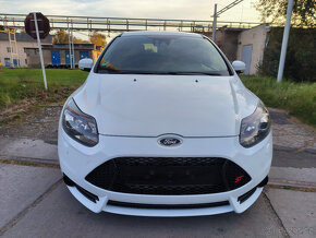 Ford Focus ST250 MK3, 2.0 184KW,12/2012,133xxxkm,VÝBAVA - 4