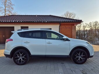 Toyota Rav4 2.0D-4D 105kw-2016-kamera-tažné-Bez koroze. - 4