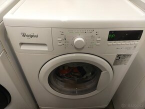 Prodám pěknou plně funkční digitální pračku zn.Whirlpool - 4