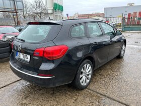 Opel Astra J 1,4 Turbo, Sports Tourer, 1. majitel - 4