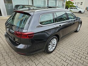 VW Passat B8 2.0TDI 140kW DSG 4x4 Matrix LED Virtual Kamera - 4