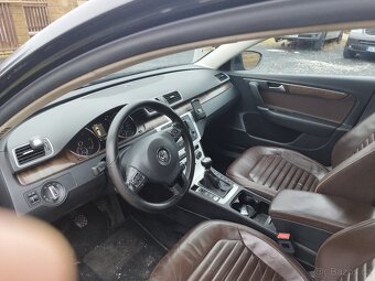 Volkswagen Passat 2.0 TDI - 4