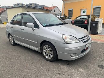 Suzuki Liana 1.6 (BENZÍN),r.v.2004,tažné,výhřev, pěkný stav - 4