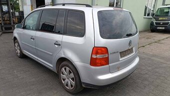 VW Touran 2.0tdi 103kw BKD barva LA7W 2003-2006 - 4