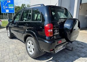 Toyota Rav4 2.0D-4D 4WD nafta manuál 85 kw - 4