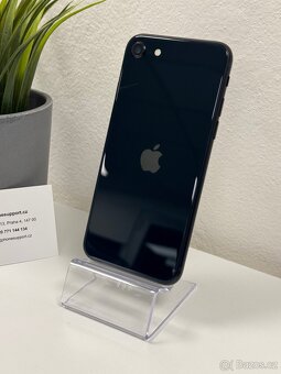 Apple iPhone SE 2022 5G 128GB Black - záruka 6 měsíců - 4