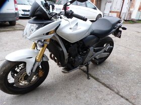 Honda CB 600F Hornet - 4