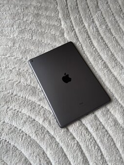 Apple iPad 8 32gb černý,záruka - 4