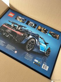 LEGO® Technic 42083 Bugatti Chiron - 4