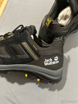 Jack Wolfskin Vojo 3 Texapore Low M 4042441 černé - 4