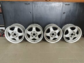 Litá kola 5x120 R15 7J ET37 - 4