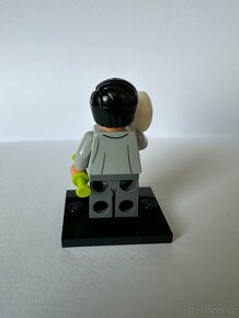 Lego figurka Jurassic World - Dr. Henry Wu - 4