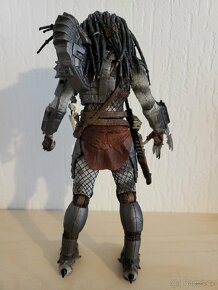 Elder Predator - Neca figurka - 4