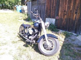 Harley Davidson Bobber - 4