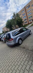 Ford galaxy 2.0 TDci 7 místné - 4