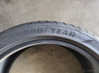 LETNÍ PNEU GOODYEAR 245/40/19-4KS - 4