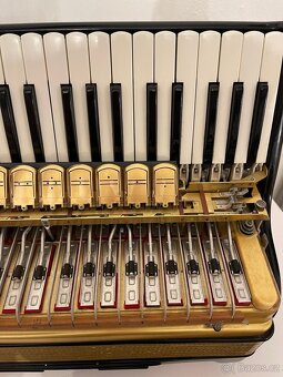 Prodám Hohner Lucia IV P 96 - 4