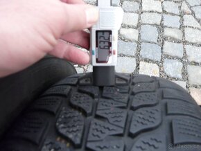 ZIMNÍ PNEU + DISKY 205/60R16 VW 16" SEAT ,FORD - 4