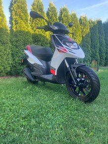 Aprilia motard 125 ccm - 4