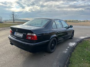 BMW 540i e39 - 4