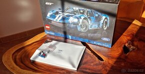 LEGO Technic Ford GT (42154) - 4