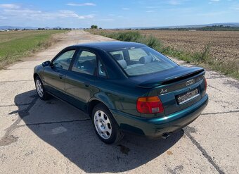 Audi A4 1.6i - 4