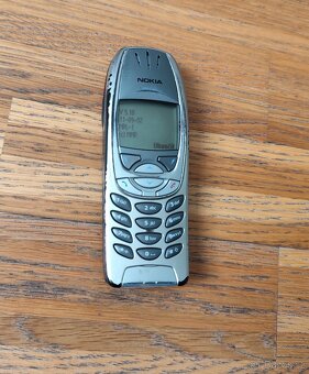 TLAČÍTKOVÝ MOBILNÍ TELEFON NOKIA 6310i (NPL-1) - STŘÍBRNÁ - 4