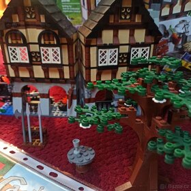 Lego castle 10193 - 4