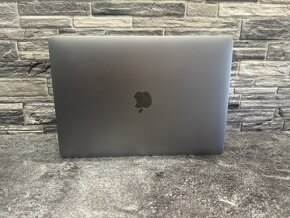 MacBook Pro 13 2020 i5 / 8GB / 256GB - 4