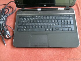 HP Pavilion 15 Sleekbook - 4