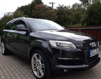 Audi  Q7 - 4