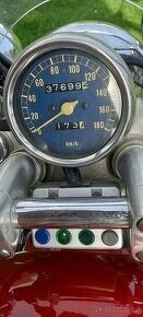 Yamaha Virago 550 - 4