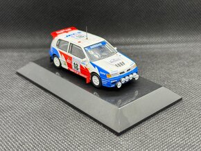 Modely Nissan 1/64, výrobce CMS - 4