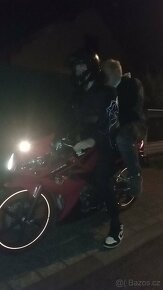 Honda cbr 125r - 4