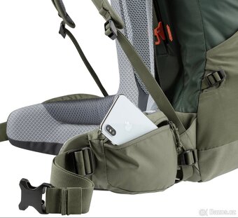 Turistický batoh Deuter Futura Air Trek 60+10l zelený - 4