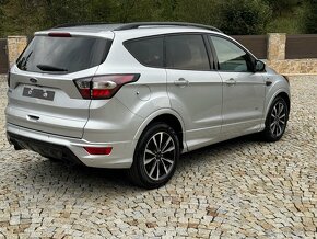 Ford Kuga 2.0 TDCi Duratorq ST Line A/T AWD - 4