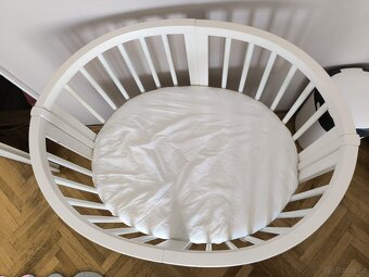 Stokke postýlka Sleepi Mini White V3 - 4