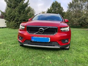 Volvo XC40 D4 AWD , 140 kW , DPH, nebouráno. - 4