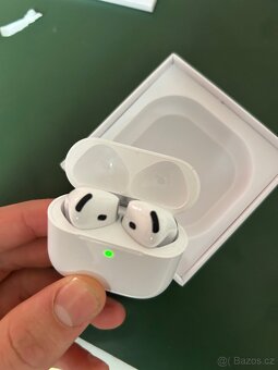 AirPods 4 - 4