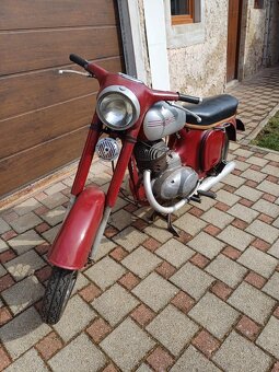 Jawa 250 Automatic - 4