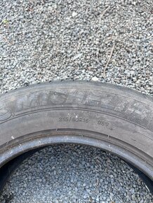 Letní 215/60 R16 Michelin - 4