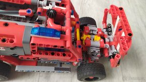 LEGO technic auta, ctyřkolka, plachetnice - 4