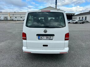 VW Caravelle - 4