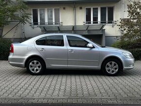 Škoda Octavia II 1.9 TDI 77kW Facelift Elegance Navi 1. Maj - 4