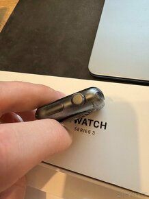 Apple Watch Series 3 42mm GPS Vesmírně šedý hliník - 4