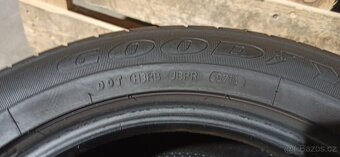 Goodyear 195/60 R15 88H 5,5mm - 4