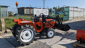 Kubota Sunshine L1-235 s nakladačem - 4