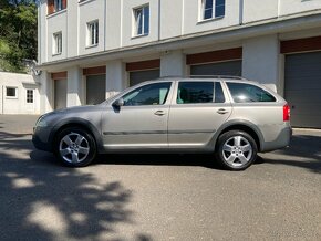 Škoda Octavia II Scout combi 2.0FSi 110kW Navi ČR nová STK - 4