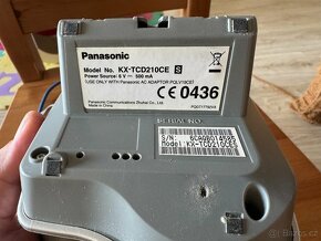 Přenosný bezdrátový telefon Panasonic kx-tcd210 - 4